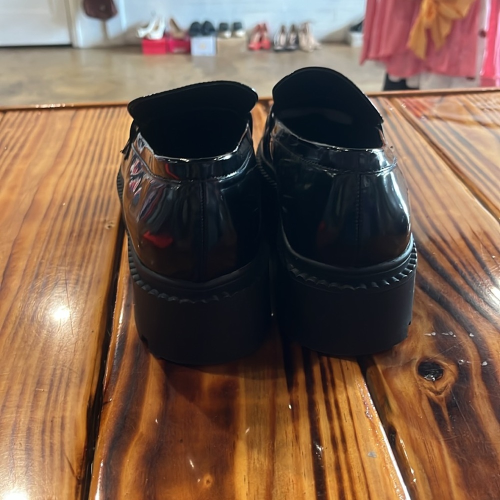 Forever 21 loafers - Picture 2 of 5